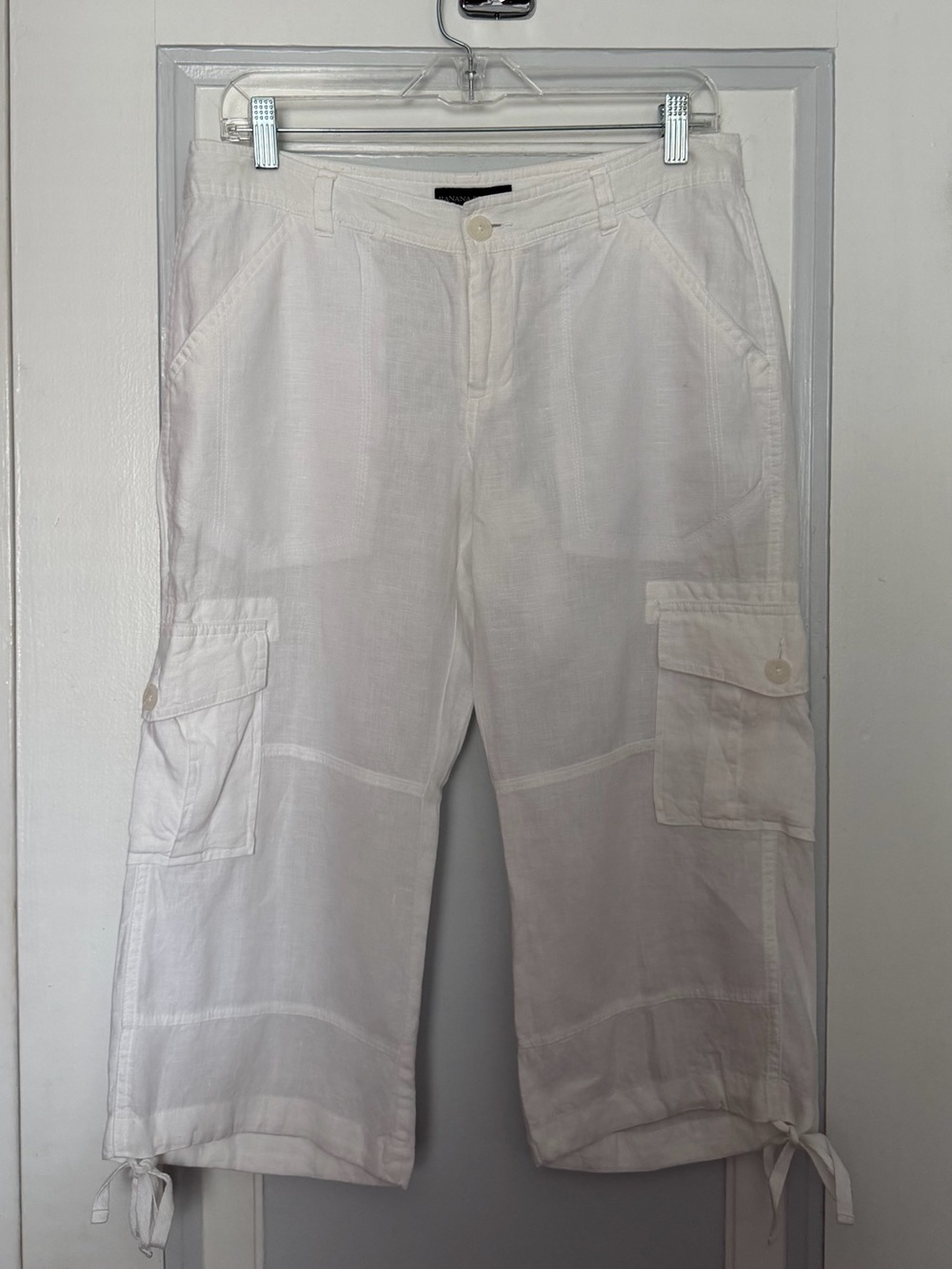 Banana Republic White Women’s Cargo Linen Capri Pants